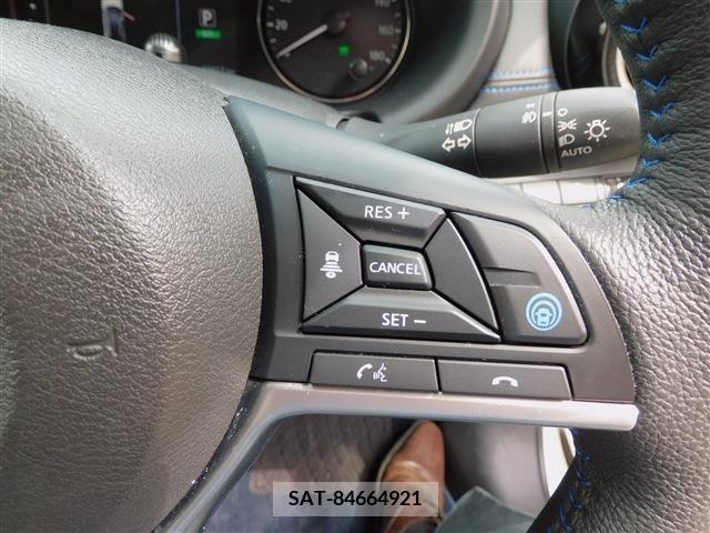 Nissan KICKS 2021-07 274112-24