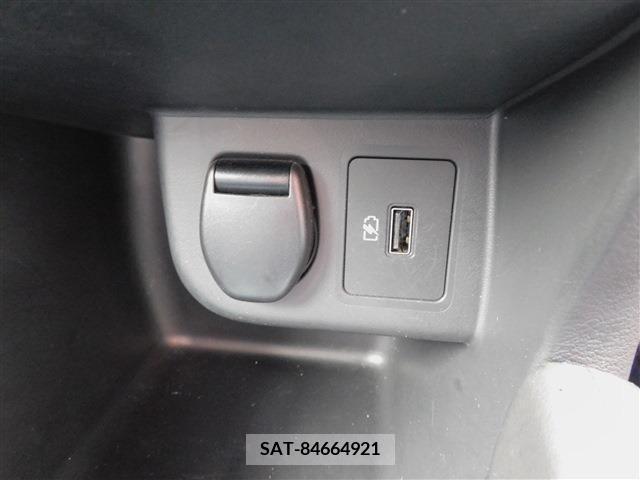 Nissan KICKS 2021-07 274112-20