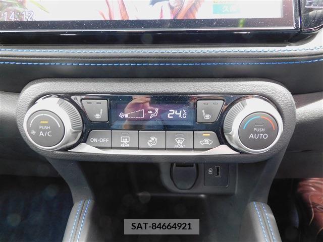 Nissan KICKS 2021-07 274112-19