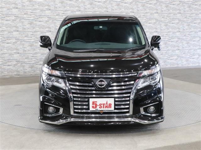 Nissan ELGRAND 2016-02 1472-4