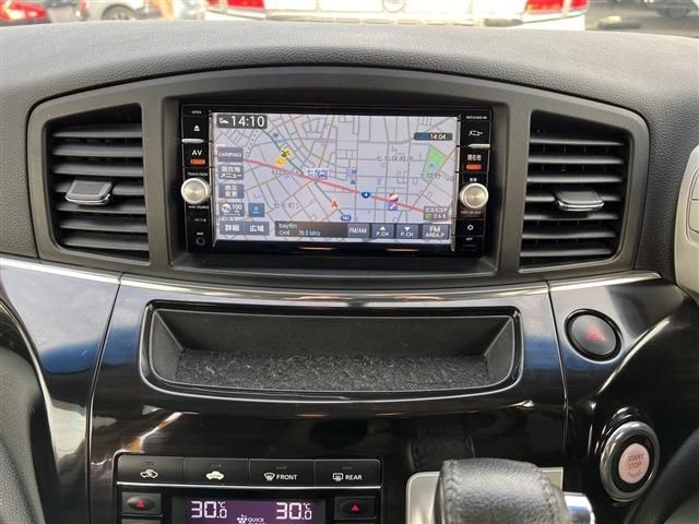 Nissan ELGRAND 2016-02 1472-13
