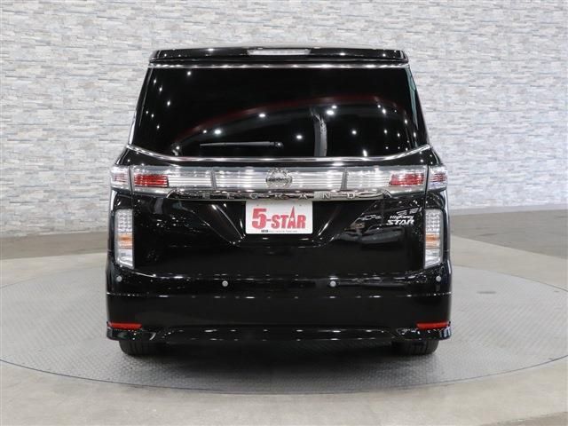 Nissan ELGRAND 2016-02 1472-7