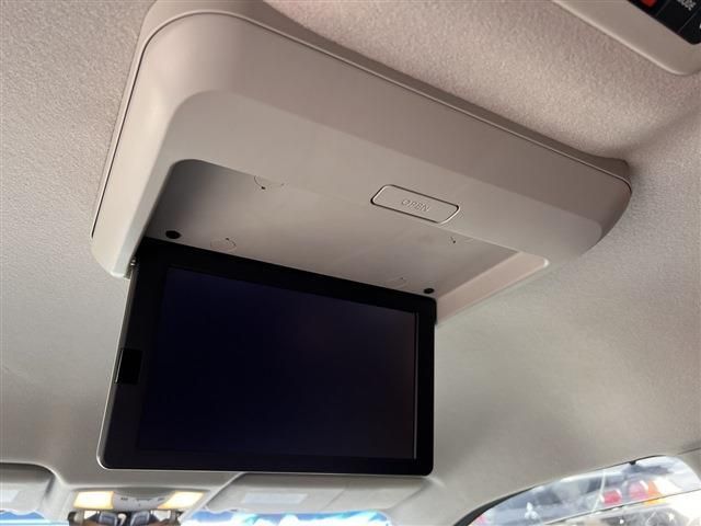 Nissan ELGRAND 2016-02 1472-3