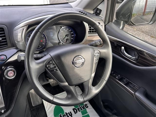 Nissan ELGRAND 2016-02 1472-10