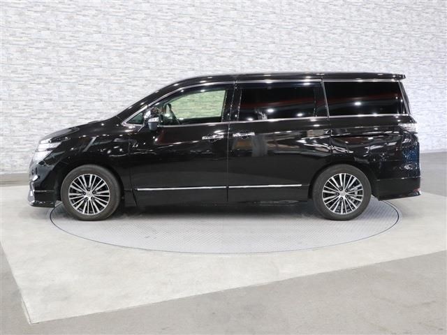 Nissan ELGRAND 2016-02 1472-5