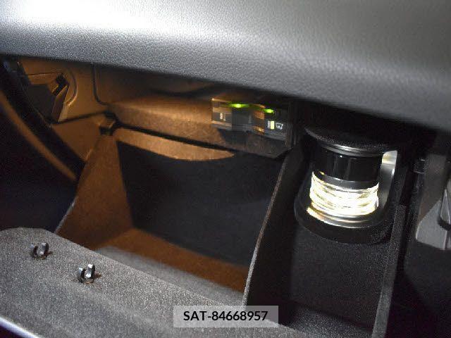 Amg C-CLASS 2018-10 336680-13