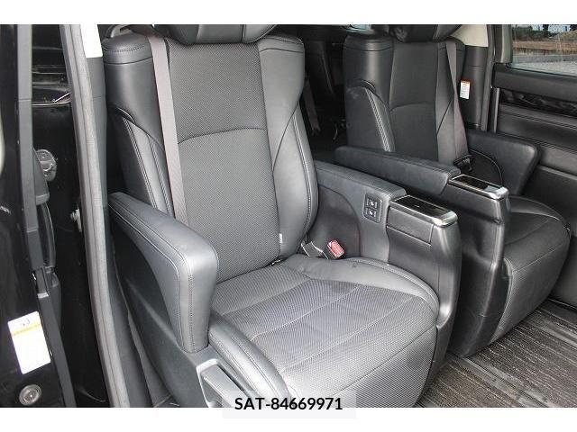 Toyota VELLFIRE 2018-07 206592-13