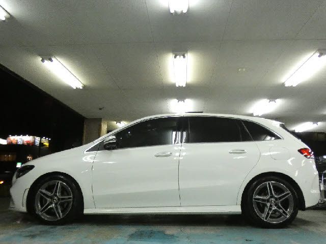 Mercedes Benz B-CLASS 2019-07 193087-14
