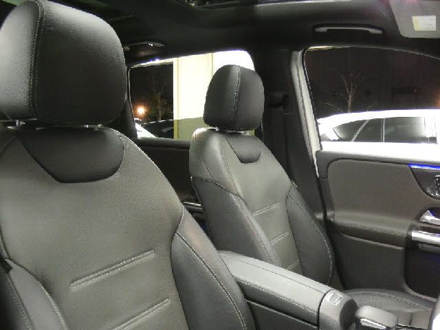 Mercedes Benz B-CLASS 2019-07 193087-28