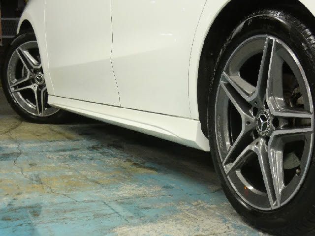 Mercedes Benz B-CLASS 2019-07 193087-12