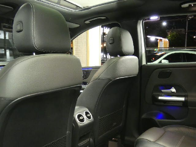 Mercedes Benz B-CLASS 2019-07 193087-26