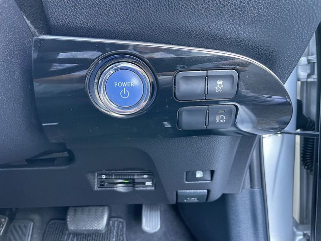 Toyota PRIUS 2016-03 19821-10