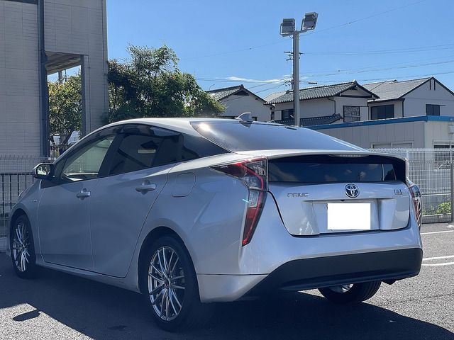 Toyota PRIUS 2016-03 19821-6