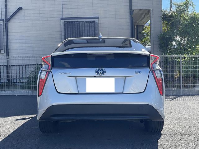 Toyota PRIUS 2016-03 19821-5