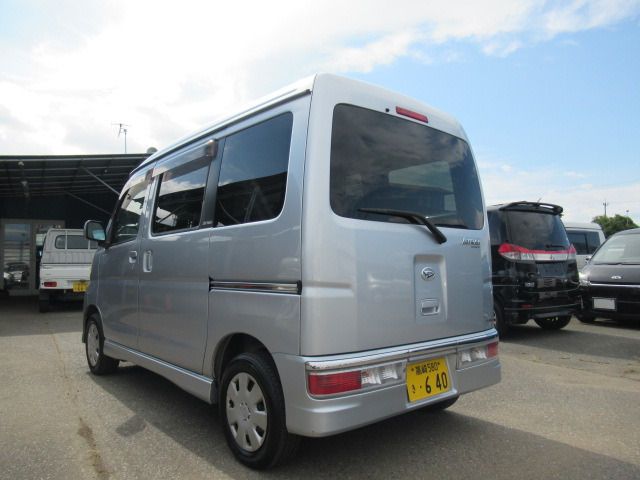 Daihatsu ATRAI WAGON 2011-10 4072-12