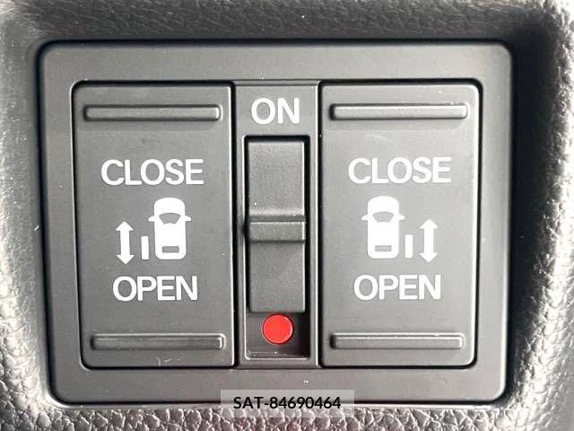 Honda N BOX CUSTOM 2019-10 364768-2