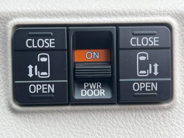 Toyota SIENTA 2016-04 20849-2