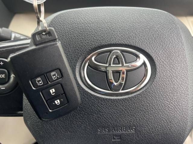 Toyota SIENTA 2016-04 20849-5