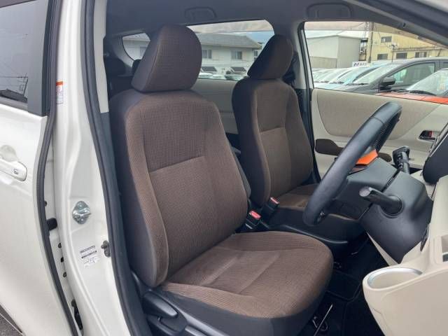 Toyota SIENTA 2016-04 20849-8
