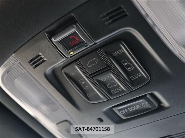 Toyota VELLFIRE 2022-05 287873-26