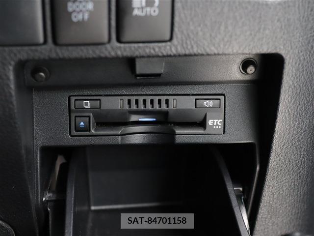 Toyota VELLFIRE 2022-05 287873-5