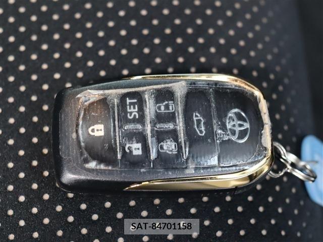 Toyota VELLFIRE 2022-05 287873-16
