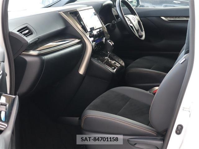 Toyota VELLFIRE 2022-05 287873-14