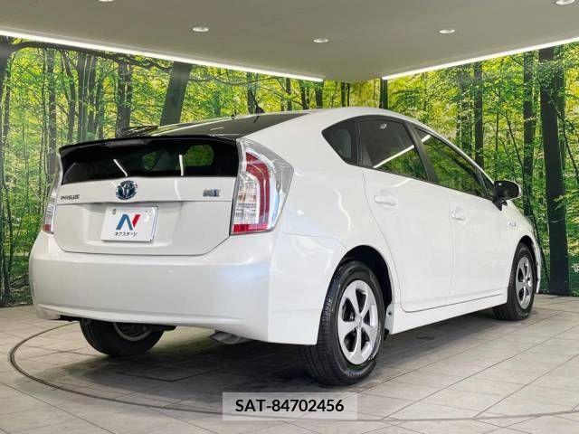 Toyota PRIUS 2013-09 213871-17