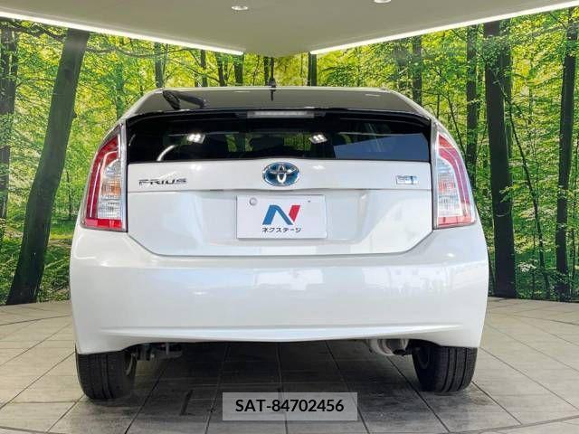 Toyota PRIUS 2013-09 213871-15