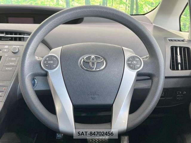 Toyota PRIUS 2013-09 213871-11