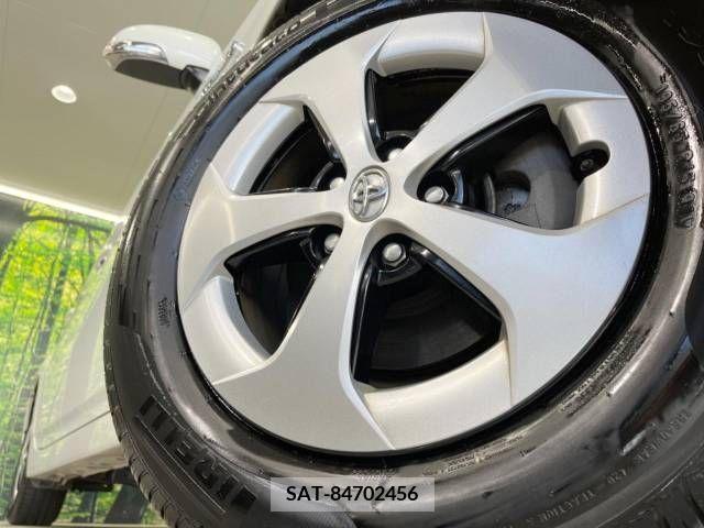 Toyota PRIUS 2013-09 213871-13