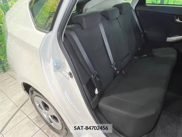 Toyota PRIUS 2013-09 213871-9