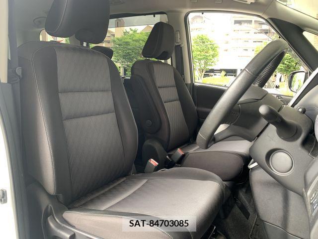 Nissan SERENA 2020-04 284223-12
