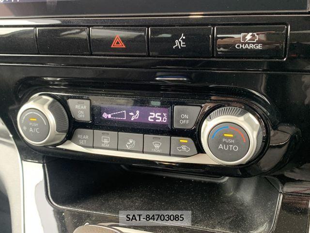 Nissan SERENA 2020-04 284223-6