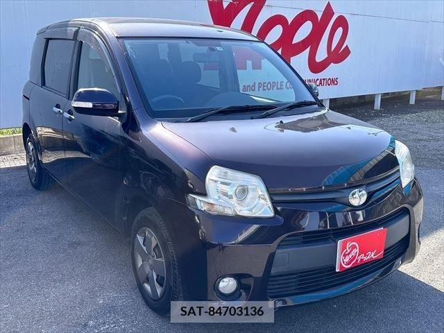 Toyota SIENTA 2011-10 213342-2