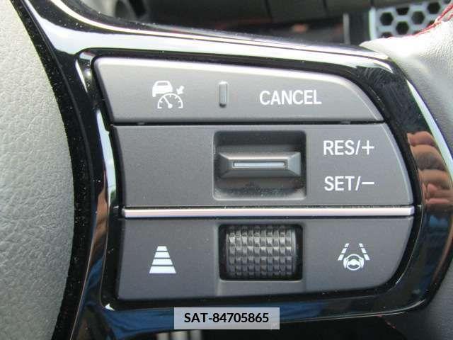 Honda CIVIC 2023-09 348368-2