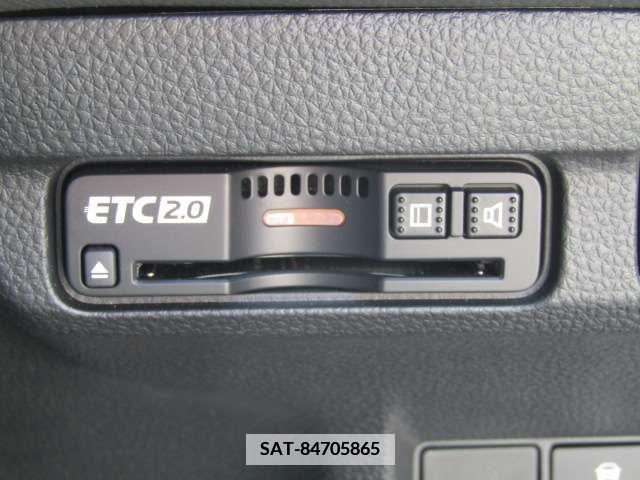 Honda CIVIC 2023-09 348368-15