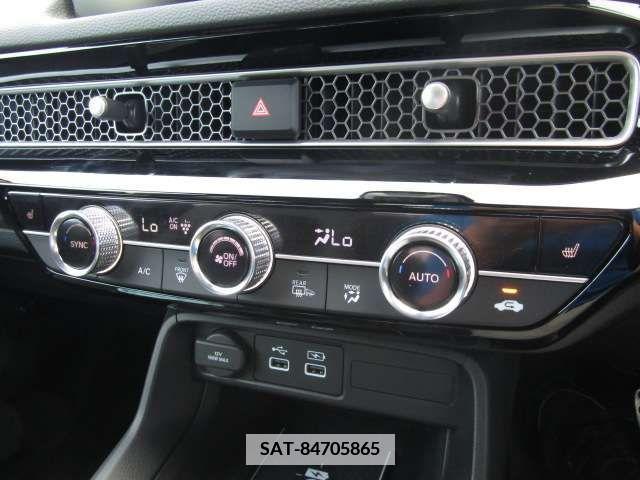 Honda CIVIC 2023-09 348368-13