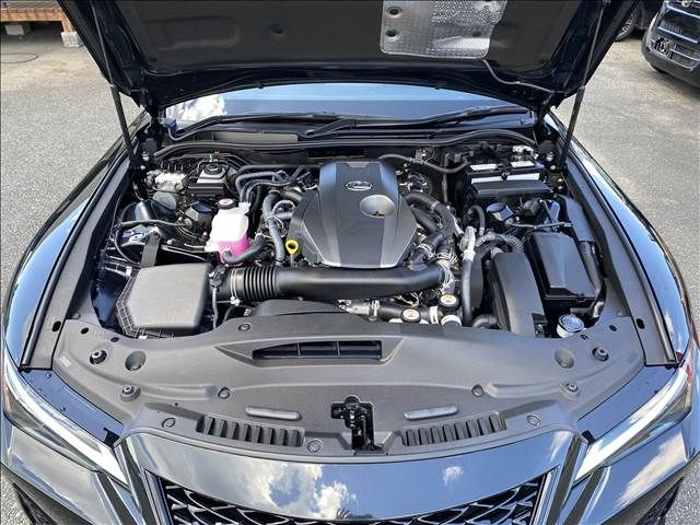 Lexus IS 2020-12 5928-17