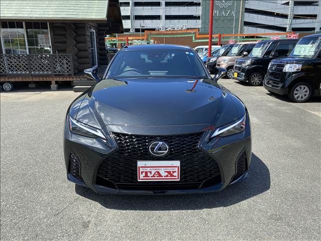 Lexus IS 2020-12 5928-16
