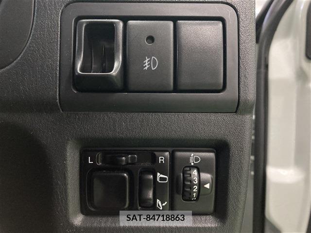 Suzuki JIMNY 2018-03 374749-21