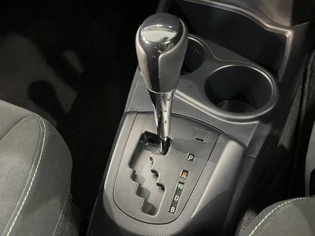 Toyota AQUA 2020-03 28373-19