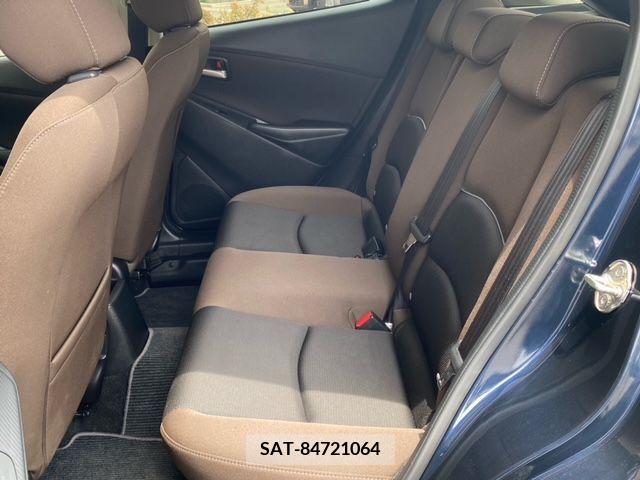 Mazda MAZDA2 2022-04 276402-18