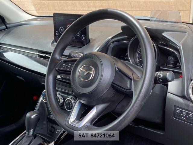 Mazda MAZDA2 2022-04 276402-7
