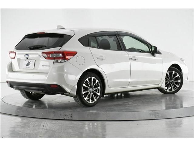 Subaru IMPREZA 2019-12 193576-1