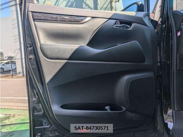 Toyota VELLFIRE 2020-11 333021-8