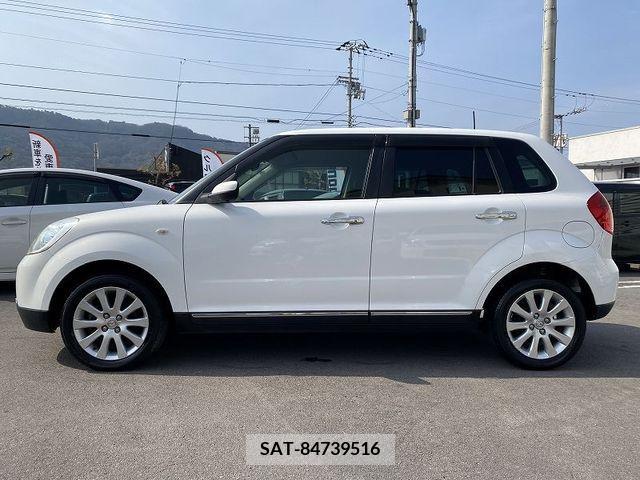 Mazda VERISA 2012-02 210703-4