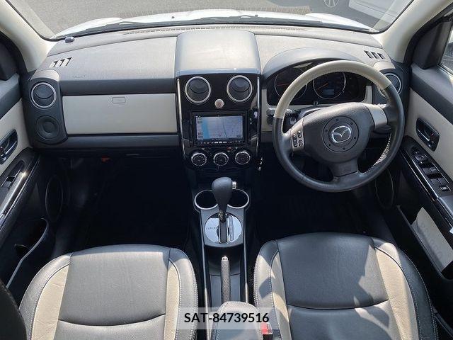 Mazda VERISA 2012-02 210703-9