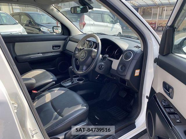 Mazda VERISA 2012-02 210703-10