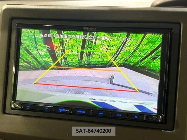 Honda N BOX 2022-10 364697-3